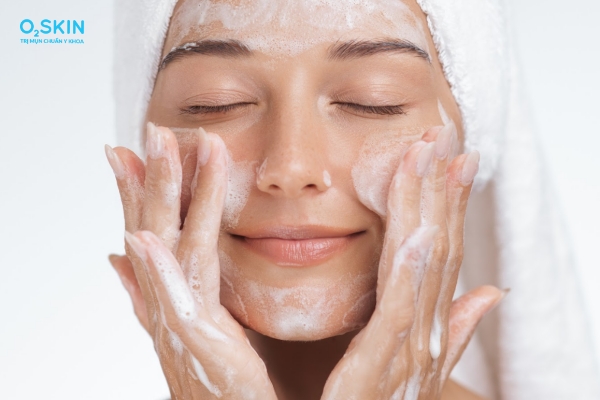 Cách nặn mụn bọc không đầu