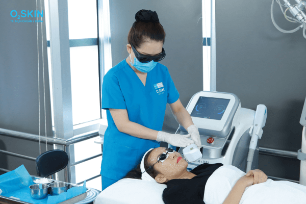 IPL trị mụn tại O2 SKIN