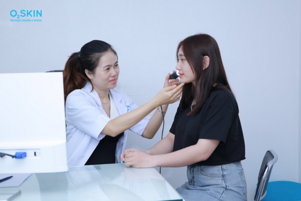 điều trị mụn mủ tại phòng khám O2 SKIN