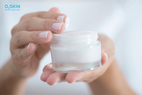 các bước skincare cho da mụn ẩn