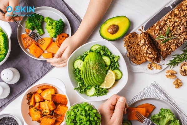 Chăm sóc da mụn ẩn