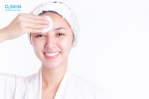 Tại sao lại có mụn đầu đen dai dẳng