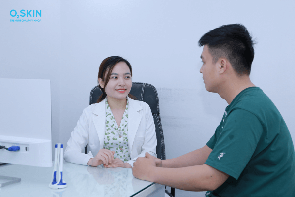 Khám mụn tại O2 SKIN