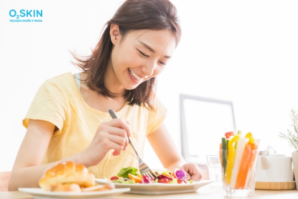 Cách làm hết mụn trứng cá ở tuổi dậy thì