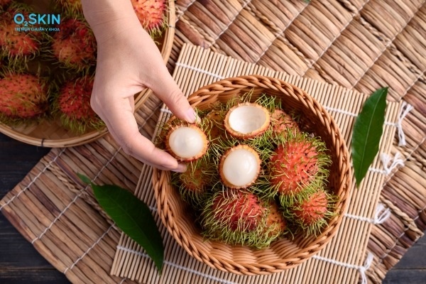 Bị mụn không nên ăn trái cây gì