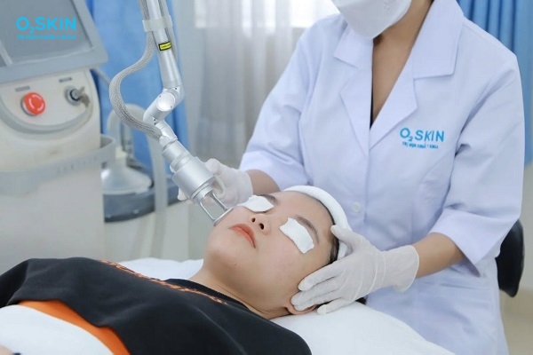 Da mặt đột nhiên nổi nhiều mụn phải làm sao