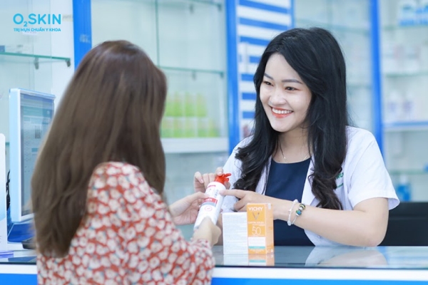 Mua serum b5 cho da dầu mụn