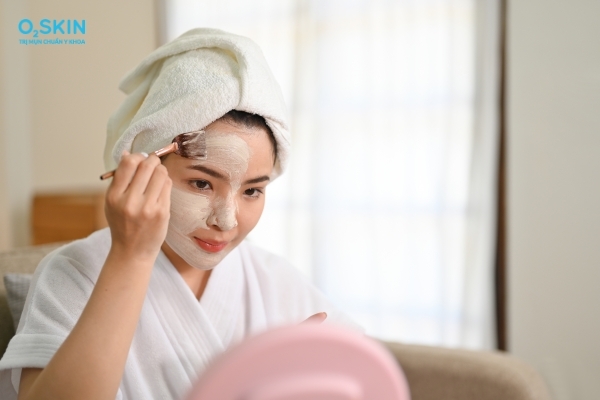 Cách trị mụn đầu đen ở tuổi dậy thì