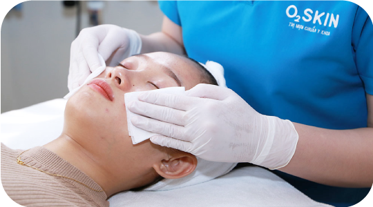 Bước 6: Sát khuẩn lại vùng da và lưu hình theo dõi